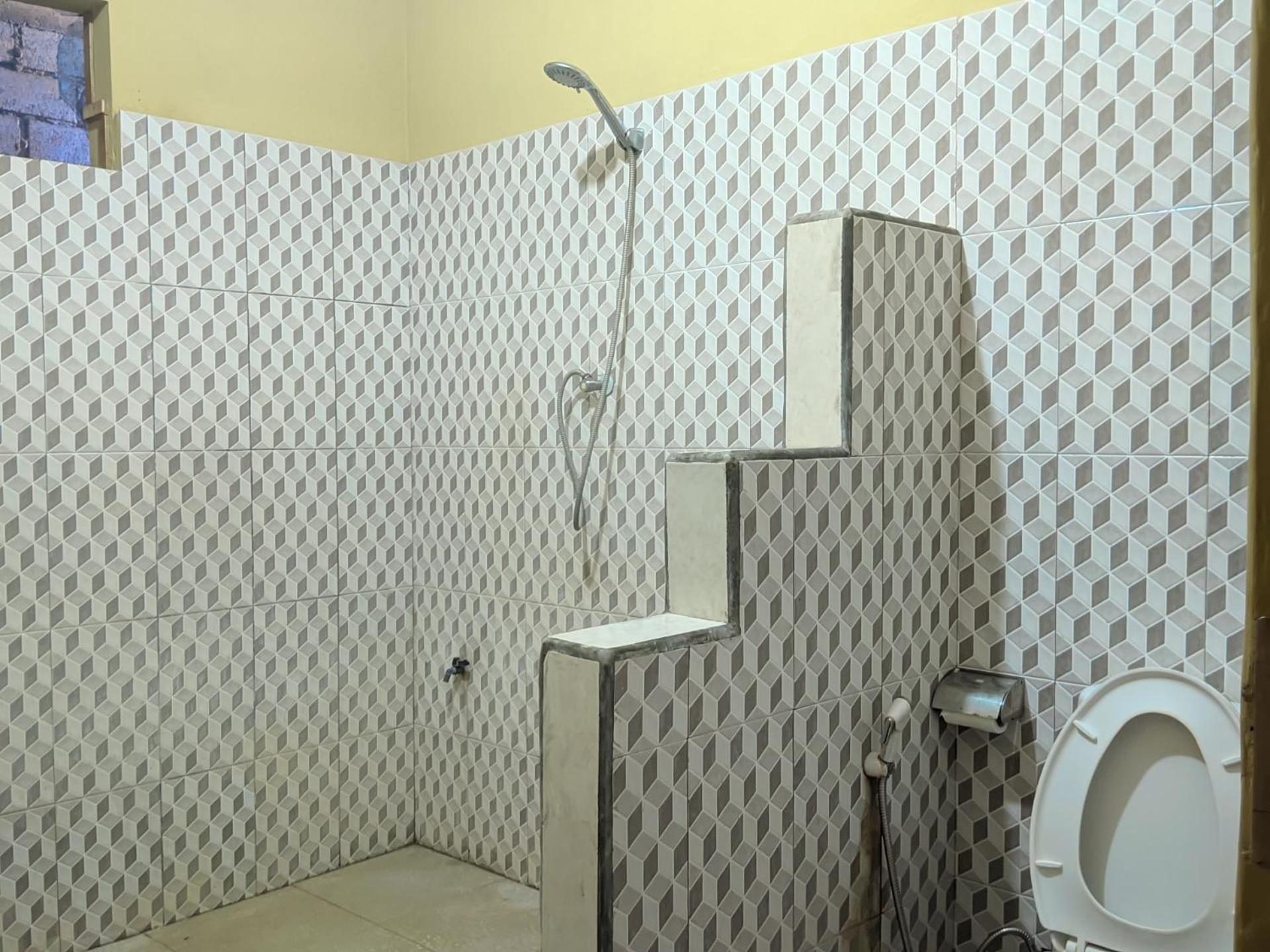 Three V Homestay Kuta  Экстерьер фото