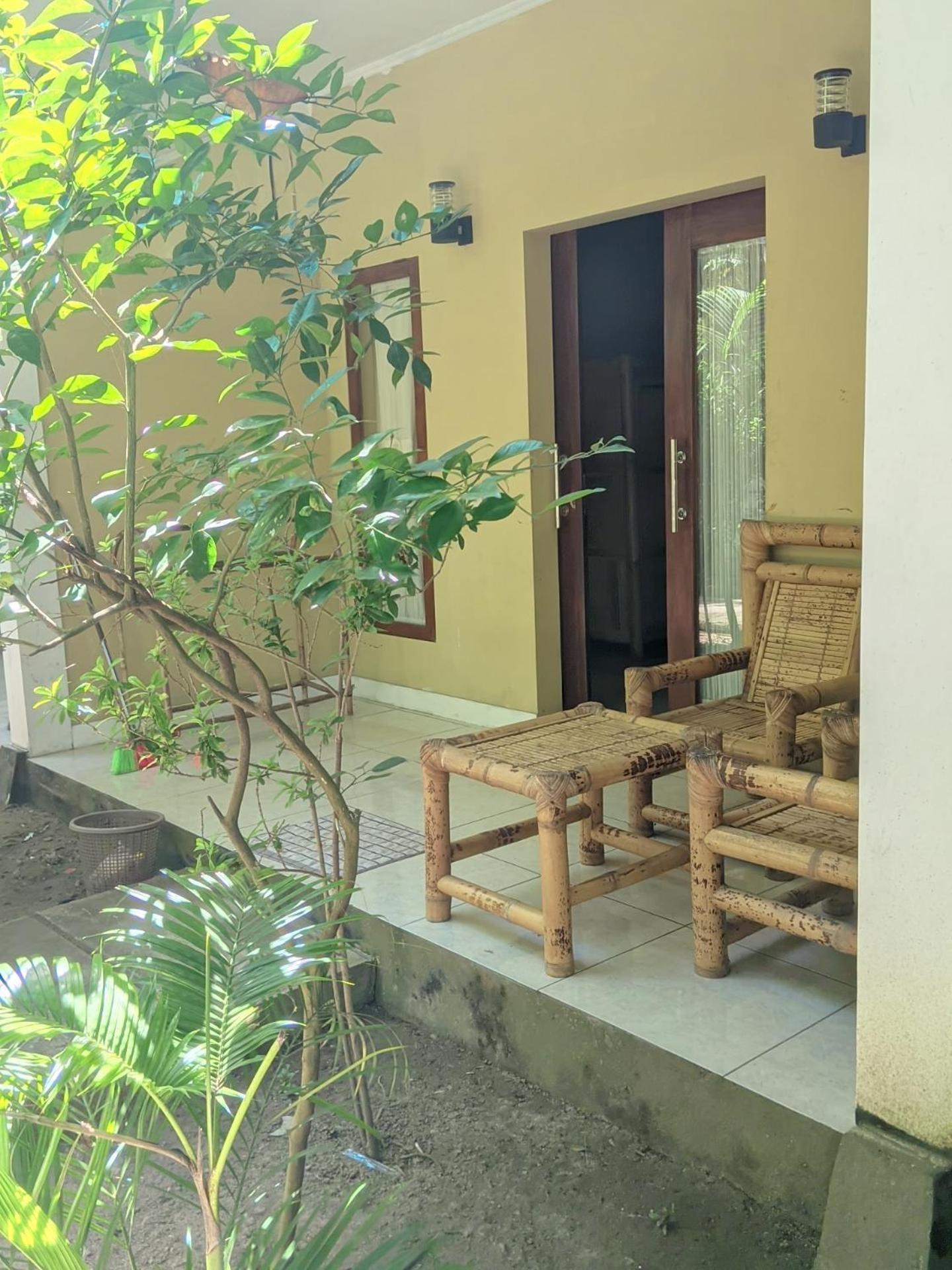 Three V Homestay Kuta  Экстерьер фото