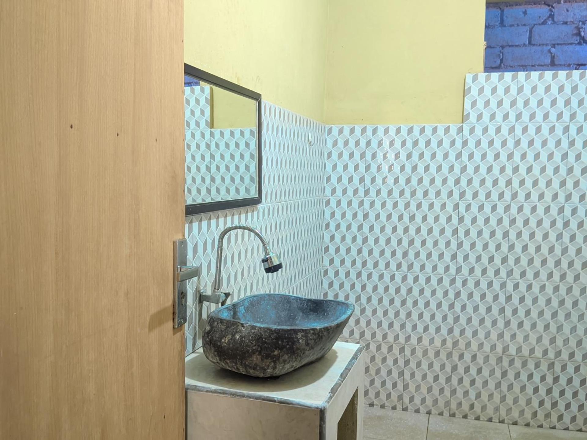 Three V Homestay Kuta  Экстерьер фото