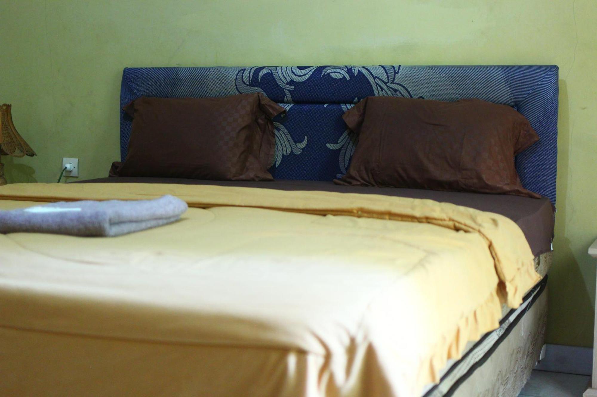 Three V Homestay Kuta  Экстерьер фото
