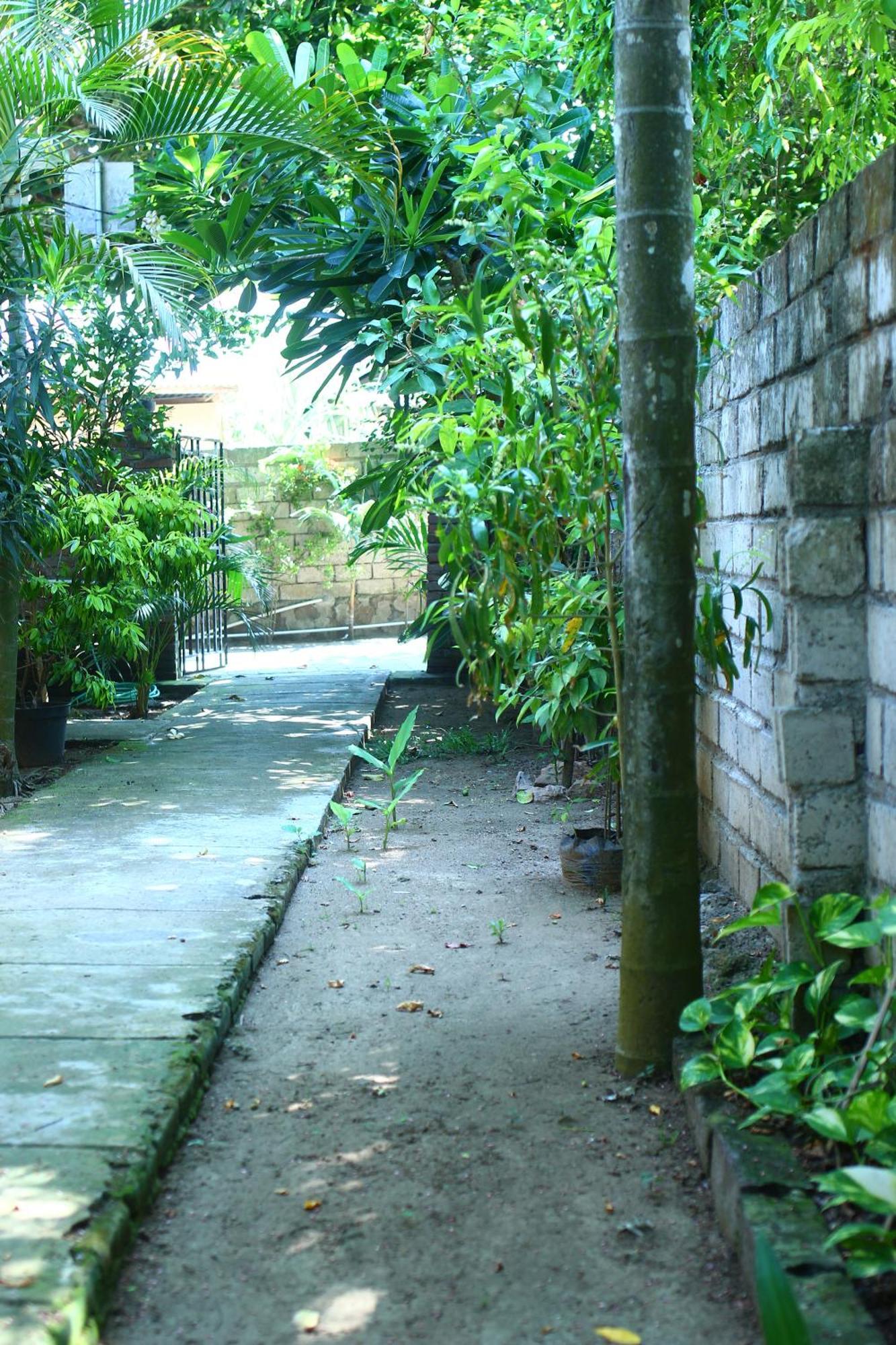 Three V Homestay Kuta  Экстерьер фото