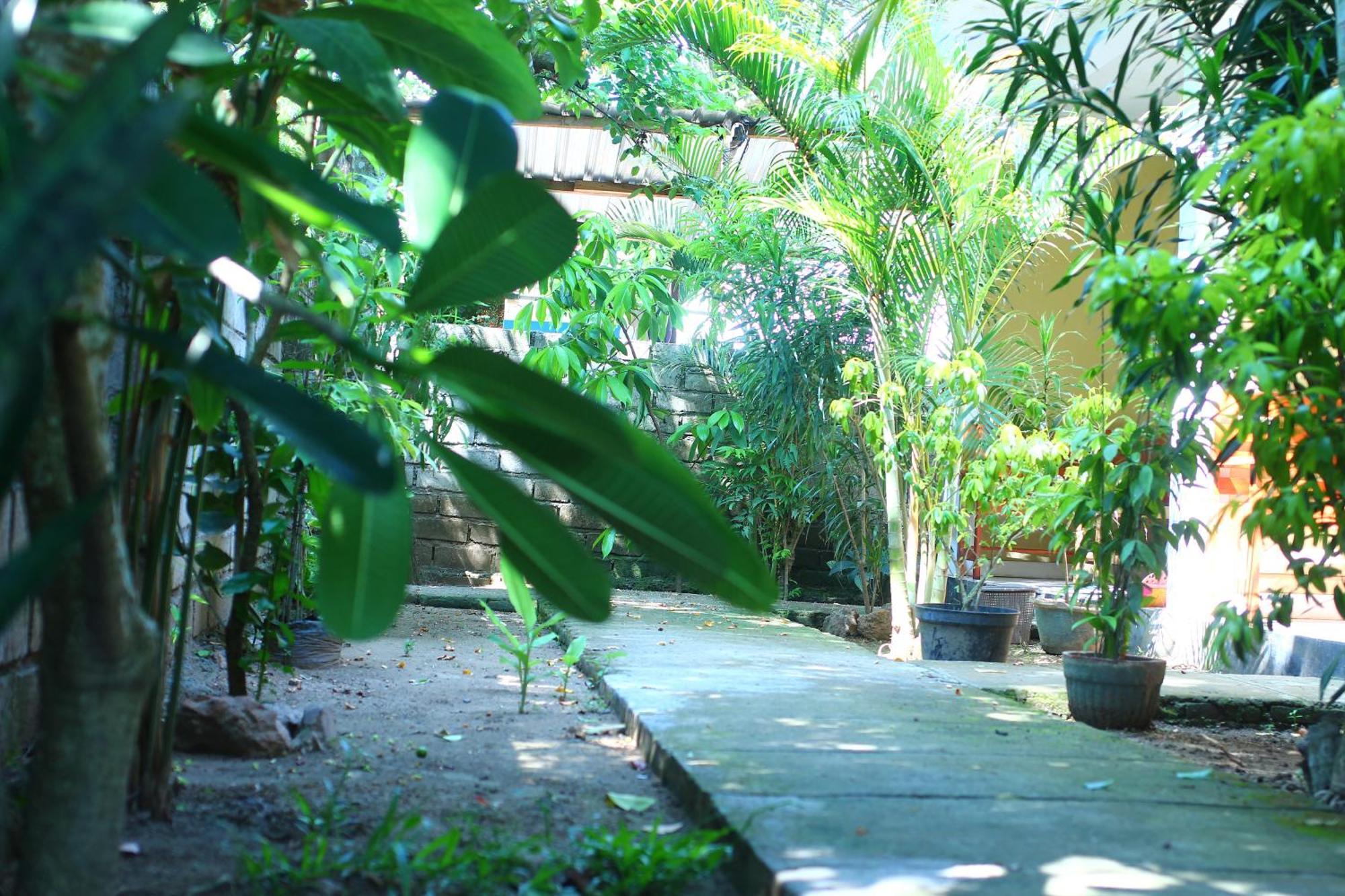 Three V Homestay Kuta  Экстерьер фото