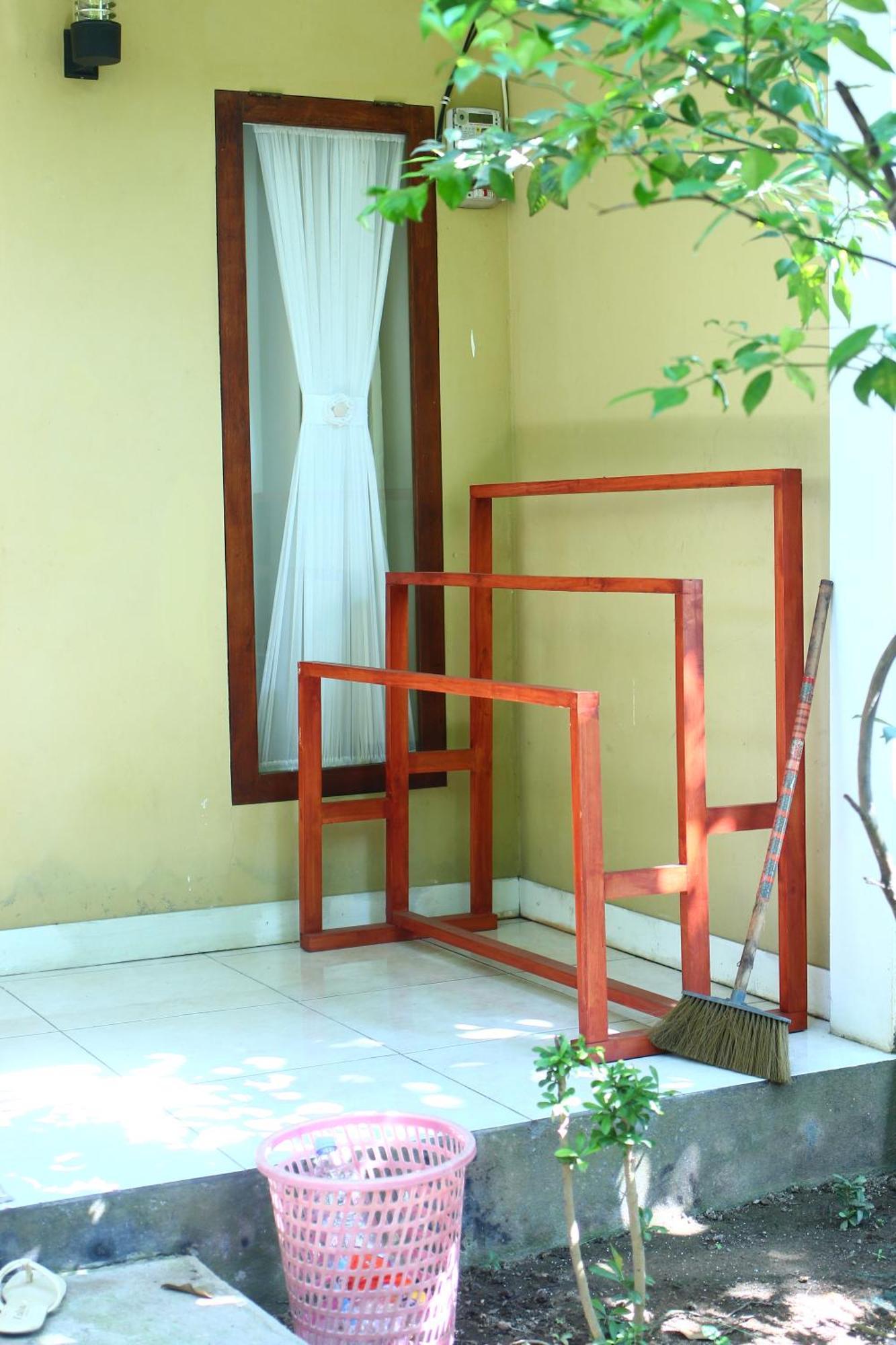 Three V Homestay Kuta  Экстерьер фото