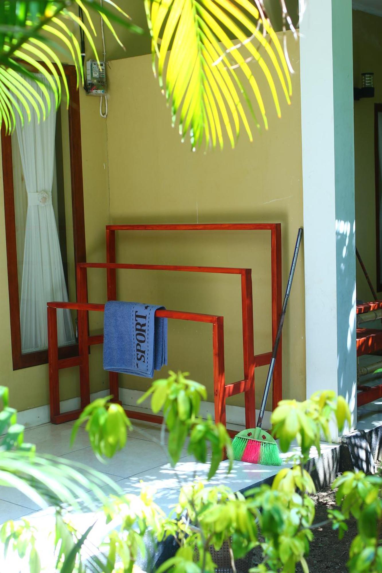 Three V Homestay Kuta  Экстерьер фото