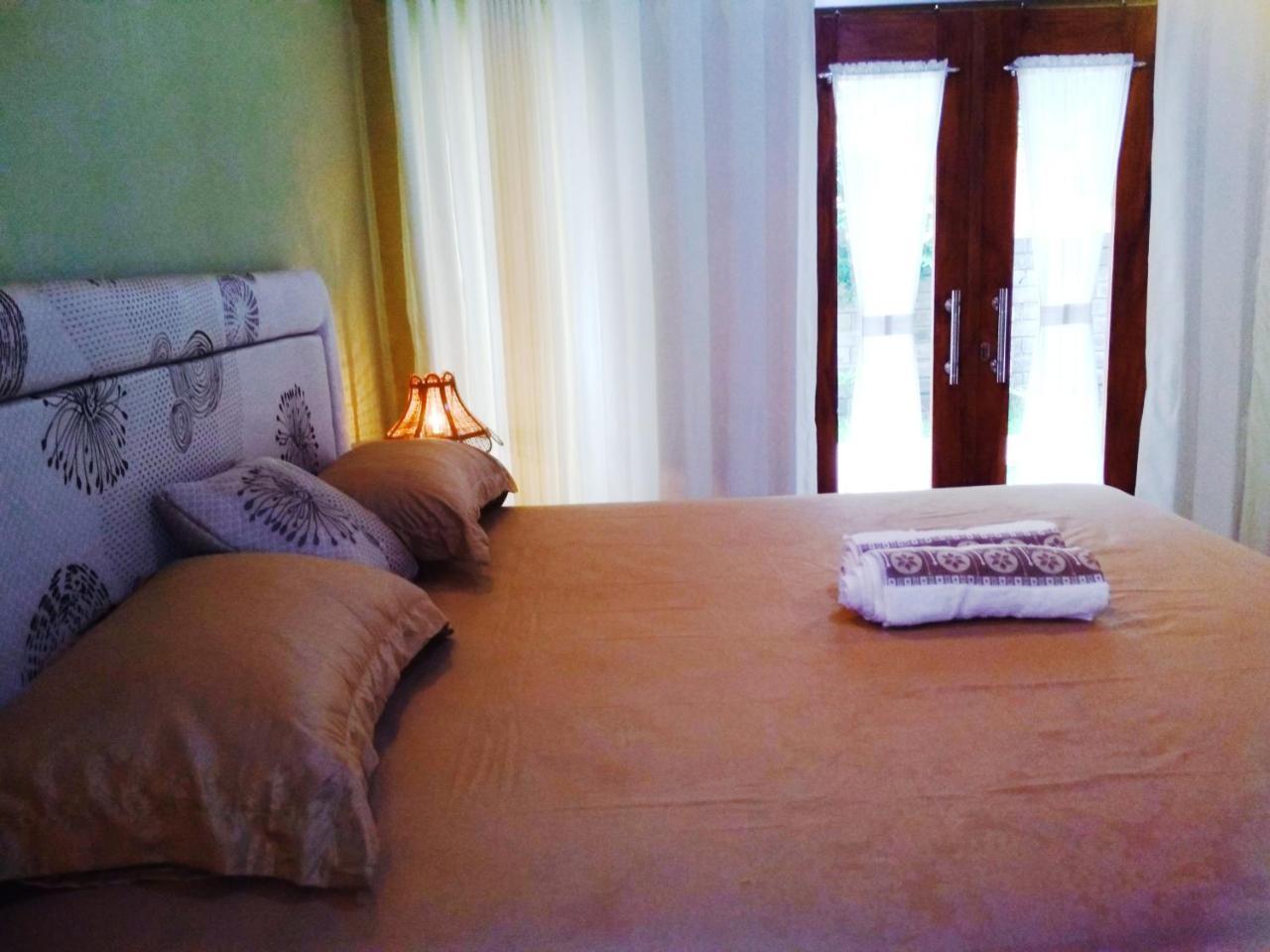 Three V Homestay Kuta  Экстерьер фото