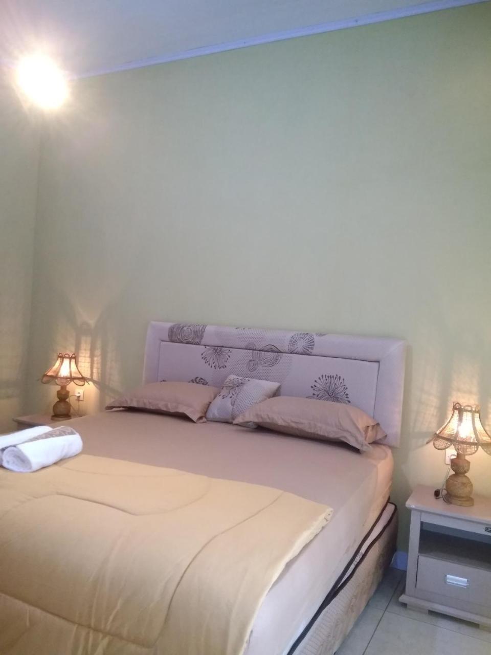 Three V Homestay Kuta  Экстерьер фото